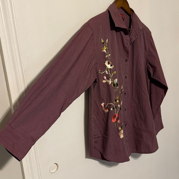 Sundance Embroidered Blouse Button Up Pin Stripe Purple Floral Collared 10 - Picture 2 of 8